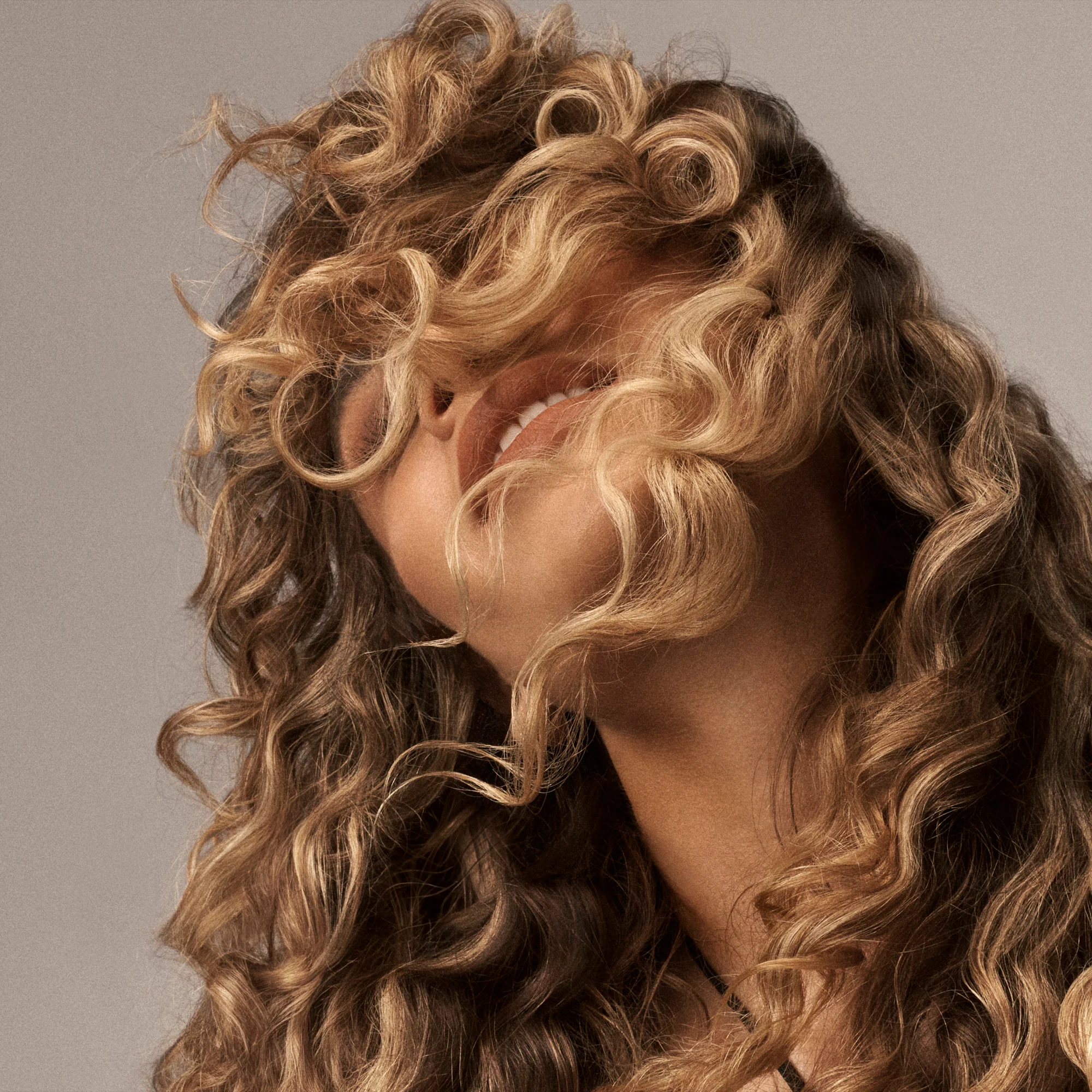 Curl Gloss Hydration & Hold - Image 4